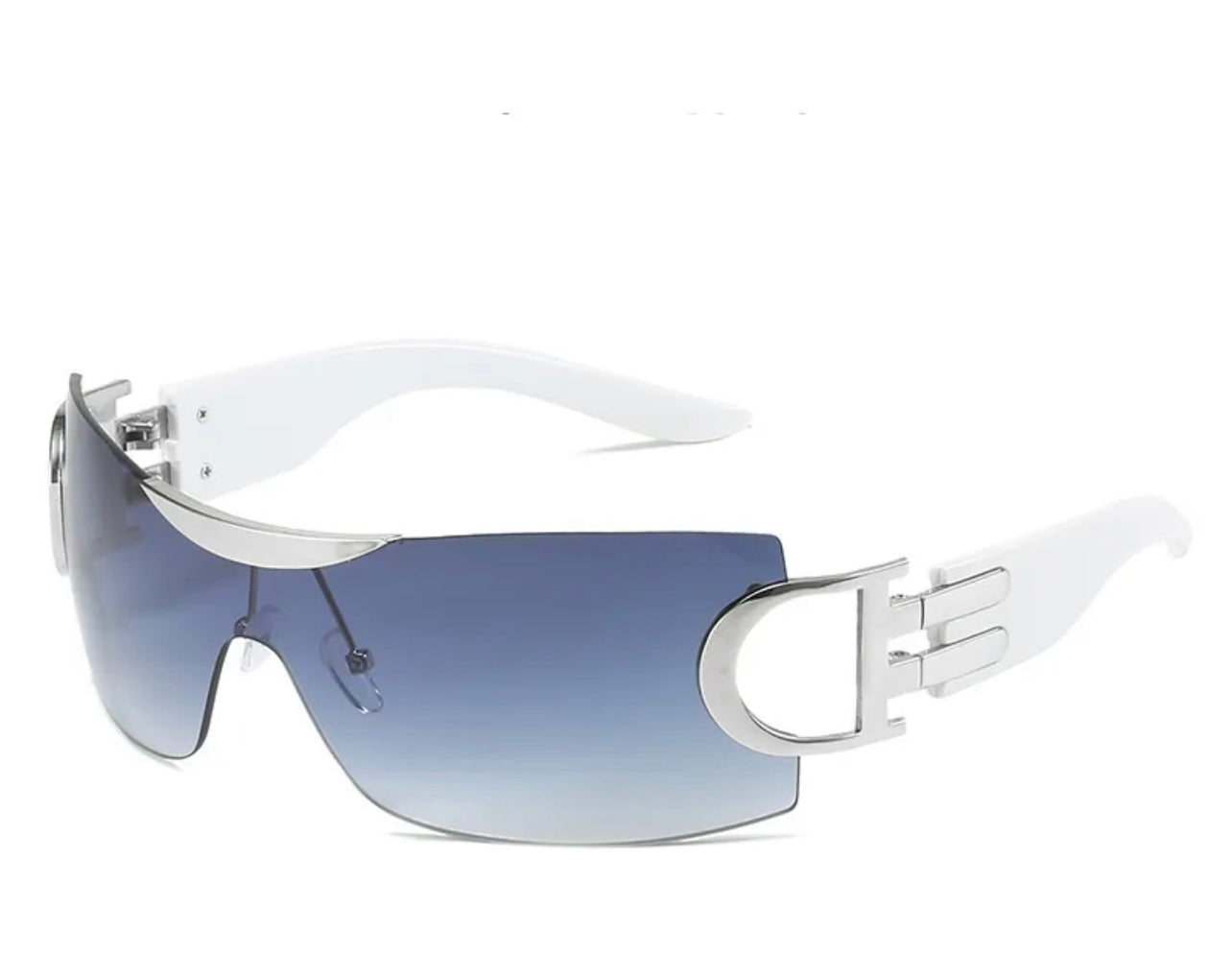 “Luxurious” Sunglasses